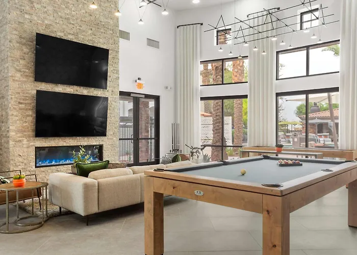 Apartment Cozysuites By The Stadium With Pool 29 *